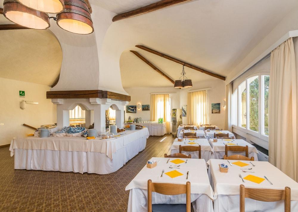 Hotel 3 Botti Baja Sardinia Zewnętrze zdjęcie