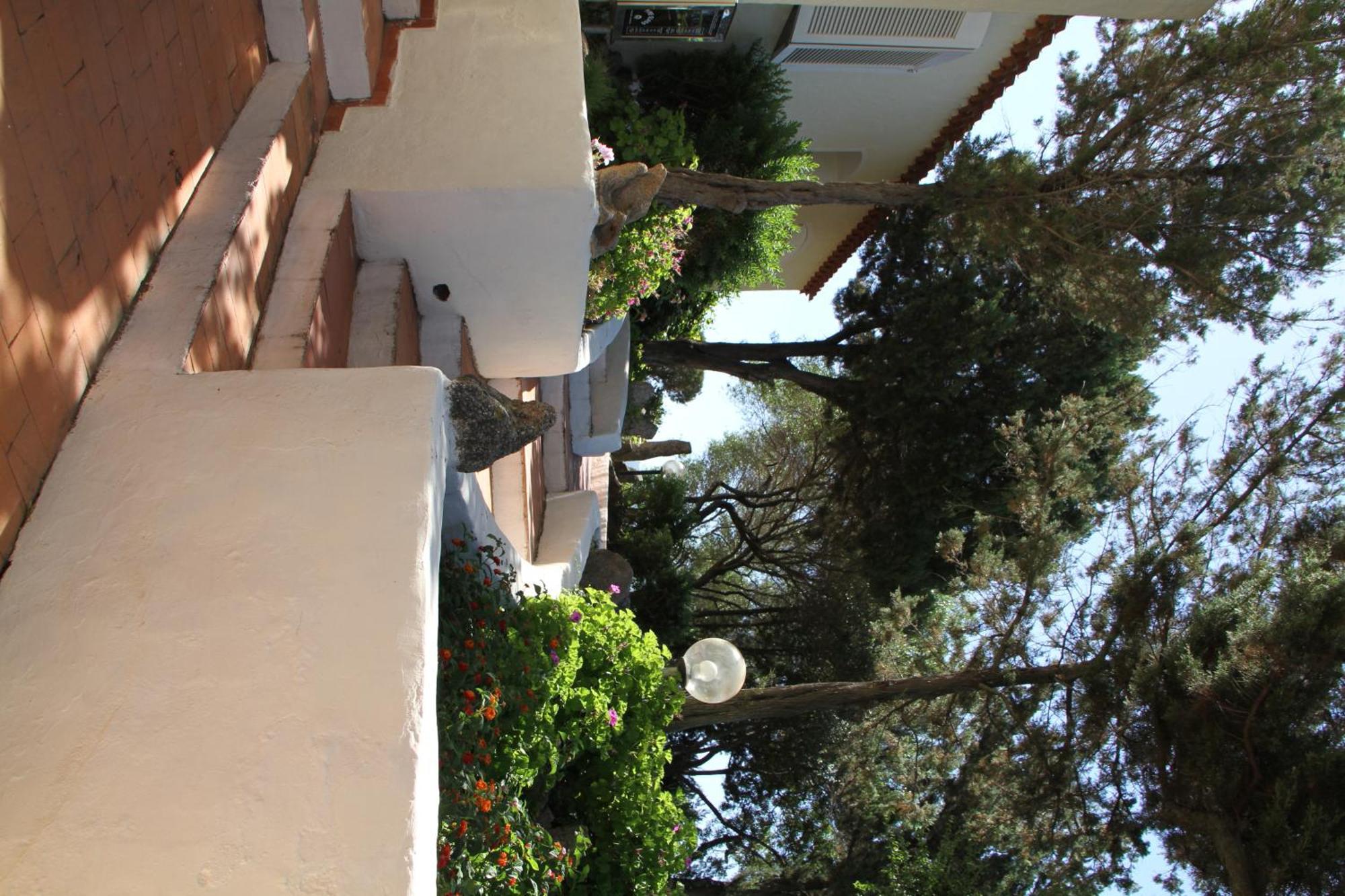 Hotel 3 Botti Baja Sardinia Zewnętrze zdjęcie